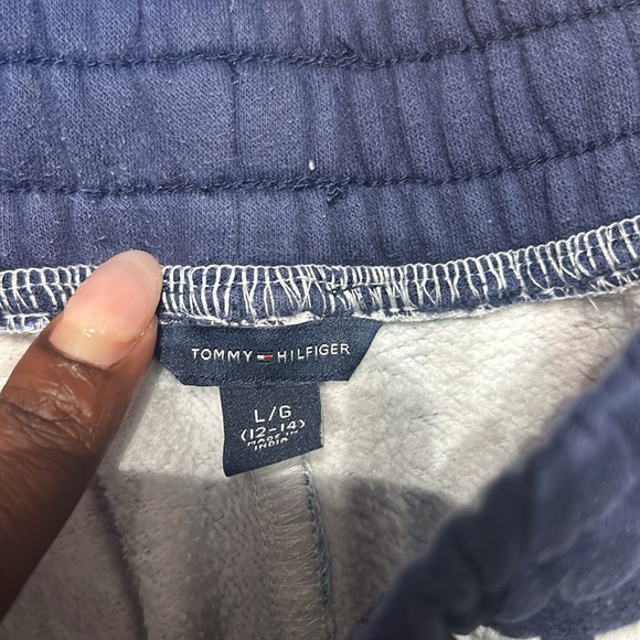 Tommy Hilfiger Youth Boys' Tolstoy Printed Knit Shorts - Classic White/Multi - Picture 2 of 10